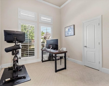 8200 Edgemont Court - Photo Thumbnail 6