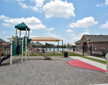 3340 Sorghum Way - Photo Thumbnail 9