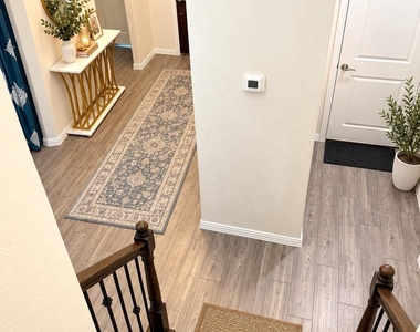 3340 Sorghum Way - Photo Thumbnail 6