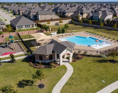 3340 Sorghum Way - Photo Thumbnail 12