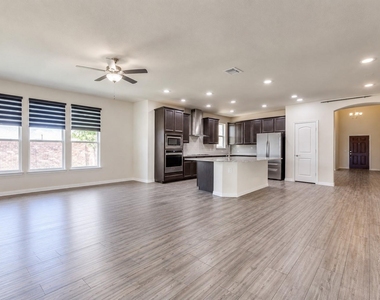 3340 Sorghum Way - Photo Thumbnail 3