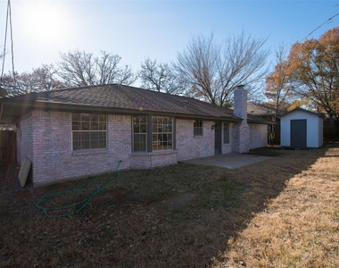 5605 Trails Edge Drive - Photo Thumbnail 24