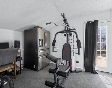 129 Texas Avenue - Photo Thumbnail 15