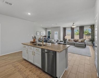 10920 Elata Drive - Photo Thumbnail 8