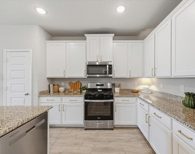 10920 Elata Drive - Photo Thumbnail 5