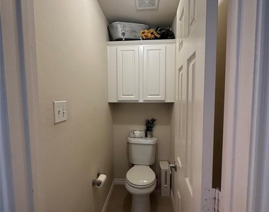 1208 Lazy Lane - Photo Thumbnail 32
