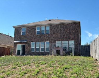 5030 Royal Springs Drive - Photo Thumbnail 39