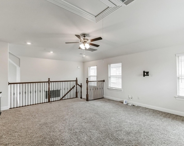 6028 Paddock Lane - Photo Thumbnail 21