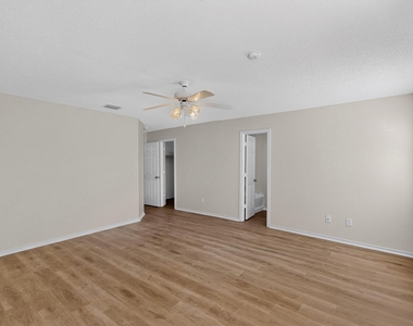 717 Gallant Court - Photo Thumbnail 17