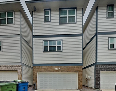 217 S Village Way - Photo Thumbnail 19