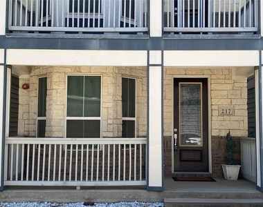217 S Village Way - Photo Thumbnail 1