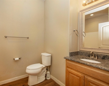700 E Bullock Street - Photo Thumbnail 2