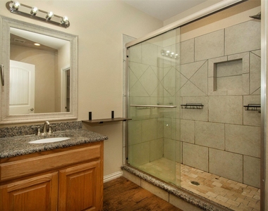 700 E Bullock Street - Photo Thumbnail 11