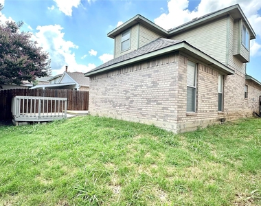 1402 Peregrine Street - Photo Thumbnail 3