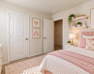 119 Tall Cedar Way - Photo Thumbnail 6