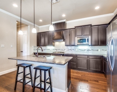 511 Kimblewick Drive - Photo Thumbnail 5