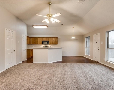 1712 Prescott Drive - Photo Thumbnail 1