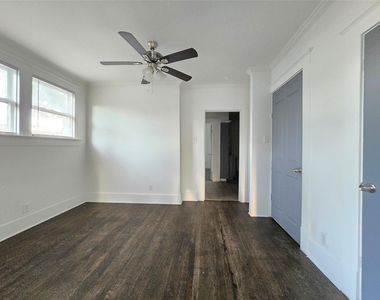 630 N Ewing Avenue - Photo Thumbnail 2