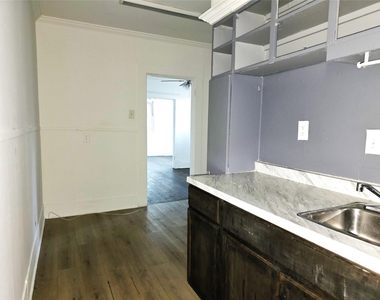 630 N Ewing Avenue - Photo Thumbnail 8