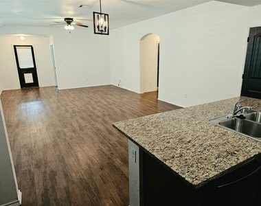 1412 Meadow Creek Drive - Photo Thumbnail 8
