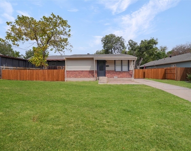 2333 Bird Street - Photo Thumbnail 3
