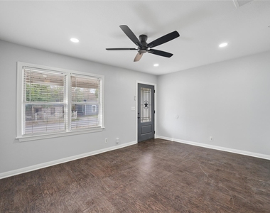 2333 Bird Street - Photo Thumbnail 13