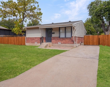 2333 Bird Street - Photo Thumbnail 2