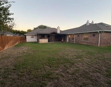 7905 Park Lane - Photo Thumbnail 22