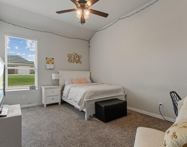 1089 Emilia Drive - Photo Thumbnail 35