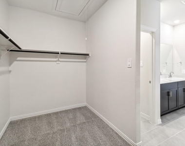 2124 Gustavus Drive - Photo Thumbnail 16