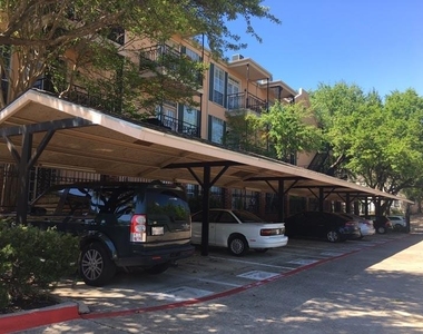 6318 Richmond Avenue - Photo Thumbnail 12