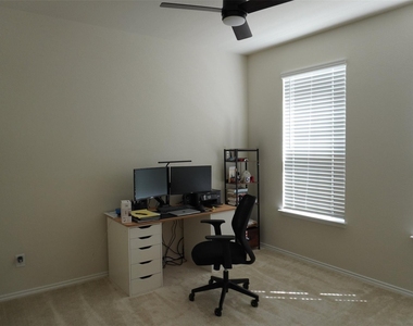 702 Indigo Road - Photo Thumbnail 8