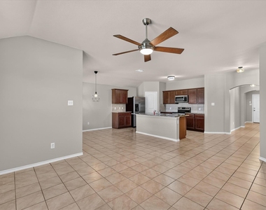 1049 Sewell Drive - Photo Thumbnail 7