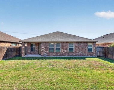 1049 Sewell Drive - Photo Thumbnail 20