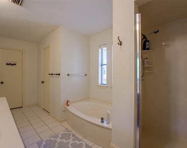 10 Cypress Court - Photo Thumbnail 10
