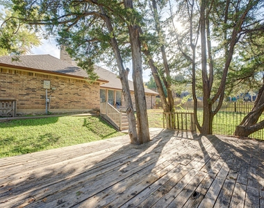 10 Cypress Court - Photo Thumbnail 28