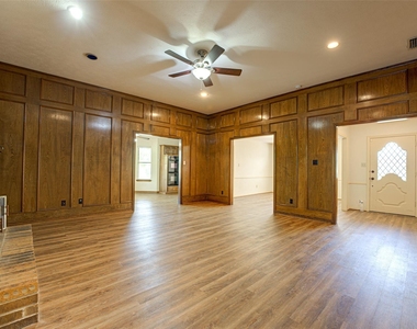 10 Cypress Court - Photo Thumbnail 13