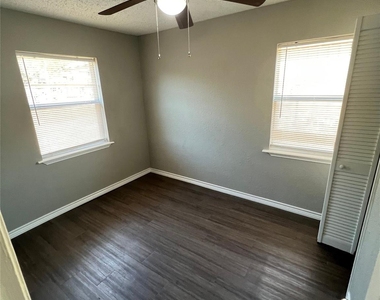 506 W Ball Street - Photo Thumbnail 9