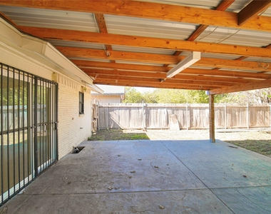 1035 Timberview Drive - Photo Thumbnail 15