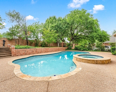 5302 Maple Lane - Photo Thumbnail 36