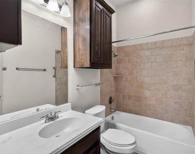 204 Saxon Street - Photo Thumbnail 25