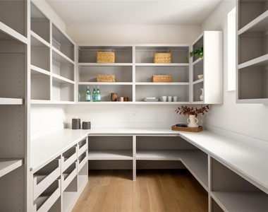 7522 Midbury Drive - Photo Thumbnail 12