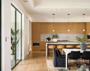 7522 Midbury Drive - Photo Thumbnail 9
