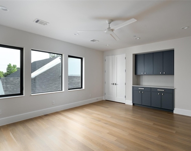 7522 Midbury Drive - Photo Thumbnail 29