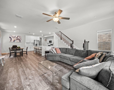 4129 Bullwhip Creek Lane - Photo Thumbnail 4