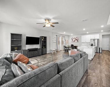 4129 Bullwhip Creek Lane - Photo Thumbnail 9