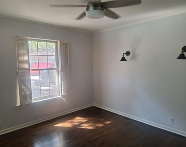 6131 Bandera Avenue - Photo Thumbnail 29