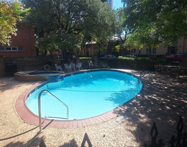 6131 Bandera Avenue - Photo Thumbnail 37