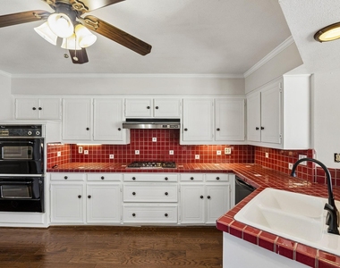 10322 White Rock Place - Photo Thumbnail 5