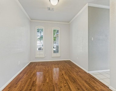 5404 Pecan Creek Circle - Photo Thumbnail 6